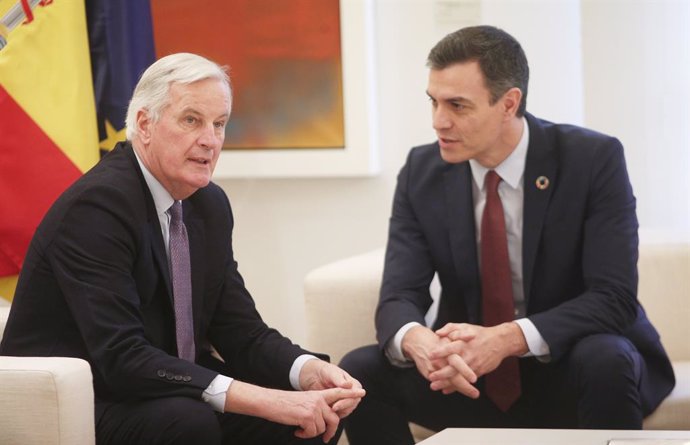 VÍDEO: Brexit.- Sánchez traslada a Barnier deseo de España de relación futura co