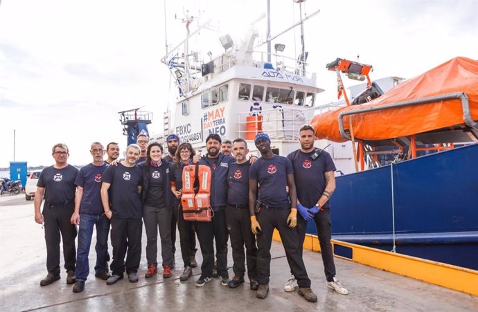 Europa.- El 'Aita Mari' de SMH zarpa del Pireo en Grecia hacia el Mediterráneo c
