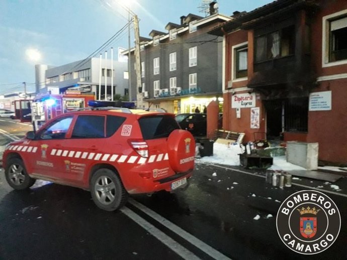 Incendio en la zapatería de Igollo