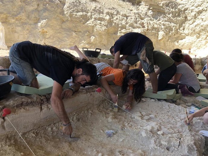 Imagen de los trabajos arqueológicos llevados a cabo en el Barranco León, en Orce