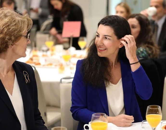 La portavoz de Vox en la Asamblea de Madrid, Rocío Monasterio, asiste al desayuno informativo organizado por Europa Press protagonizado por el embajador de Reino Unido en España, Hugh Elliot.