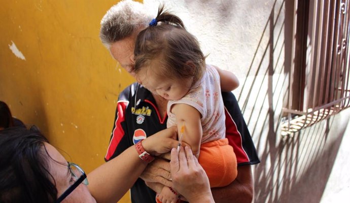 Campaña de vacunación en Venezuela de la Organización Panamericana de la Salud (OPS)