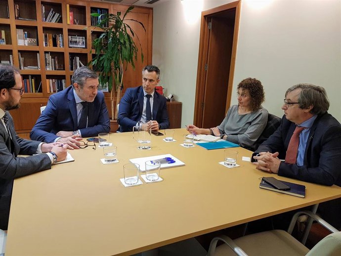 El consejero de Justicia, Interior y Víctimas, Enrique López, se reúne con el director de la Agencia de Seguridad y Emergencias Madrid112 Comunidad. Carlos Novillo, y el Colegio de Psicólogos de Madrid.