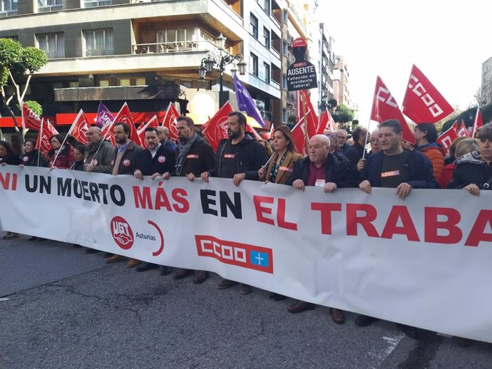 Imagen de la concentración contra la siniestralidad laboral.