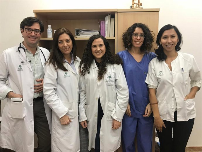 Equipo de la Unidad de Hepatología del Hospital Virgen Macarena de Sevilla que ha puesto en marcha el plan para la eliminación de la Hepatitis C.