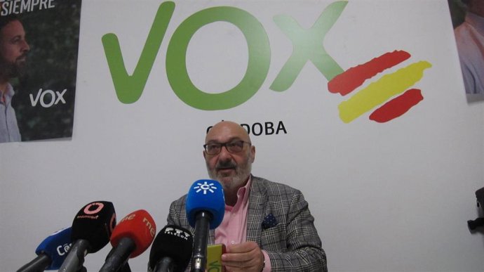 Alejandro Hernández.