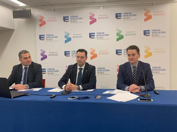 En El Centro, El Alcalde De Burgos, Daniel De La Rosa.