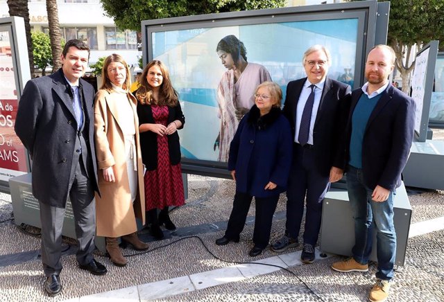 Inauguración exposición 'Tierra de sueños' en Jerez