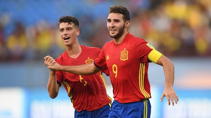 Abel Ruiz celebra uno de sus goles