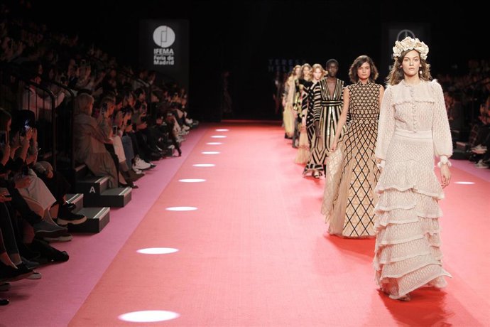 Desfile de Teresa Helbig en la Mercedes-Benz Fashion Week Madrid