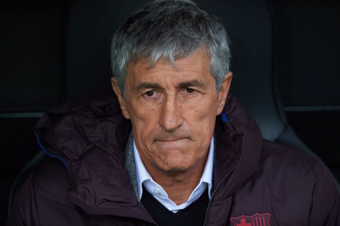 Quique Setién, entrenador del FC Barcelona, durant el partit de la Lliga contra el CF Valncia al camp del Mestalla, 25 de gener del 2020, Valncia, Espanya.