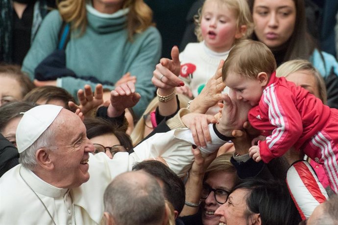 El Papa Francisco durante la audiencia general semanal en el Vaticano