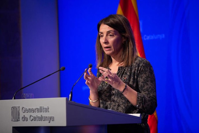 La consellera de Presidencia y portavoz del Govern, Meritxell Budó en rueda de prensa posterior al Consell Executiu en el Palacio de la Generalitat, en Barcelona (España), a 17 de diciembre de 2019.