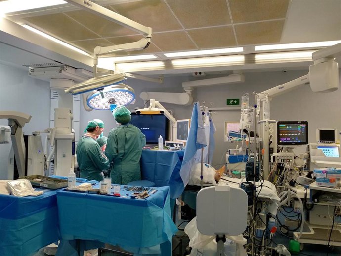 Recurso para operaciones, cirugía, quirófano, quirófanos, cirujanos