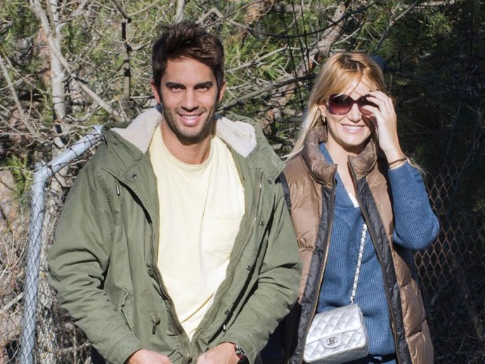 Alba Carrillo y Santi Burgoa disfrutan de su relación tras haber estado meses separados