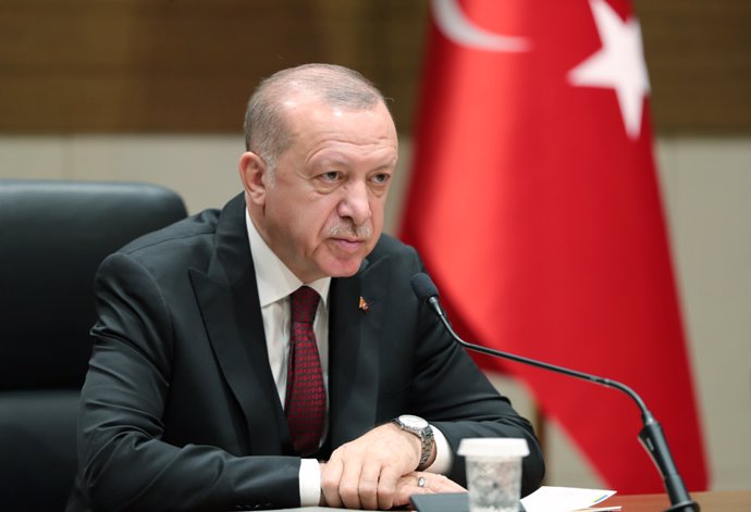 AMP.-Siria.-Erdogan amenaza con responder a cualquier ataque de las fuerzas de A