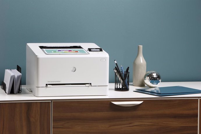 HP presenta la nueva generación de sus impresoras Color LaserJet Pro M100 y M200