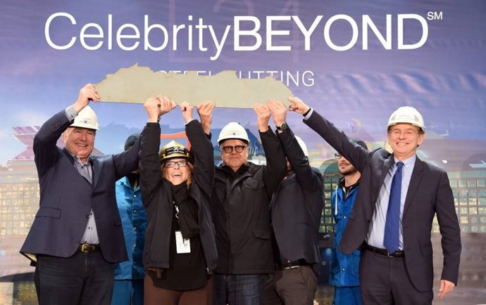 Celebrity Cruises presenta el tercer barco de la clase Edge Beyond con el corte de acero