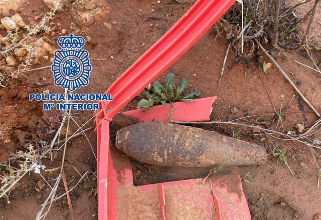 Cp. De Castellón, Remitiendo Nota De Prensa Artefacto Guerra Civil