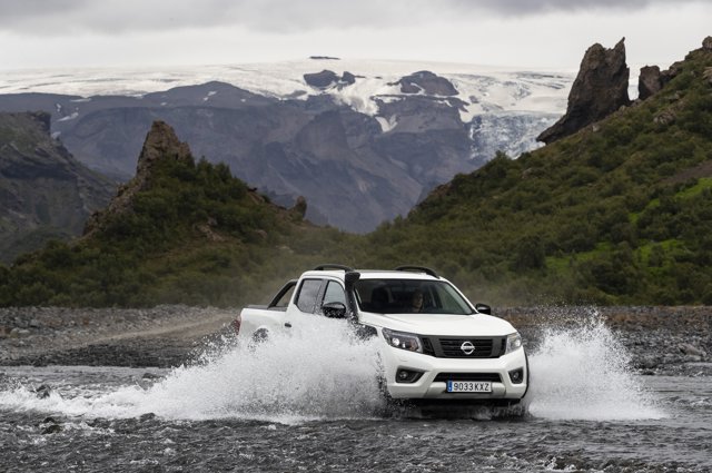 Nuevo Nissan Navara Off-Roader AT32.