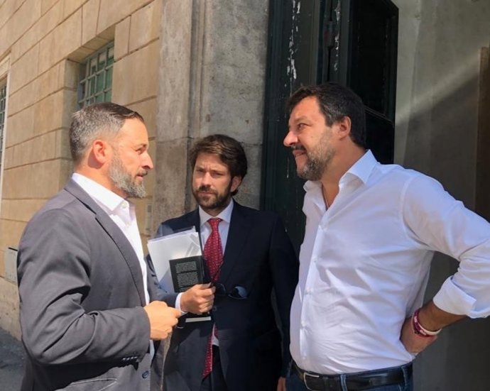 Santiago Abascal con Mateo Salvini en el Senado italiano
