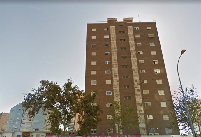 Edificio de Benidorm al que escaló el joven británico