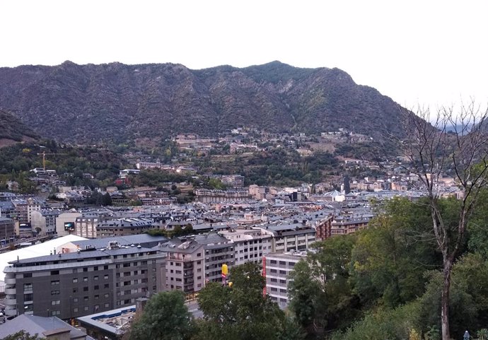 Andorra la Vella vista des del Rec de l'Obac.