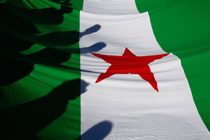 La Plataforma 4D, integrada por SAT, CUT, Jaleo y AdA, entre otros colectivos, celebra la manifestación andaluza para conmemorar el 4 de diciembre y reclamar la soberanía para Andalucía. 