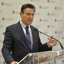 El alcalde, Luis Salvador (Cs), en rueda de prensa