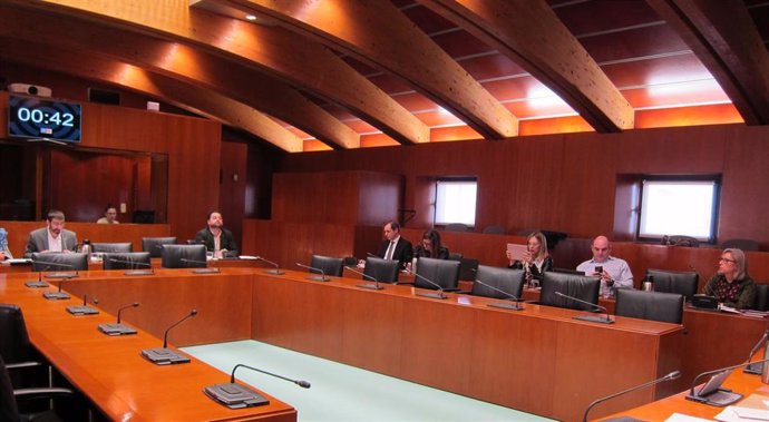 Las Cortes de Aragón celebra hoy Comisión de Educación