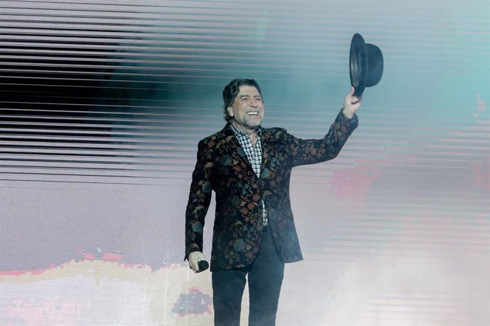 El cantante Joaquín Sabina actúa en el WiZink Center de Madrid el 20 de enero del 2020.