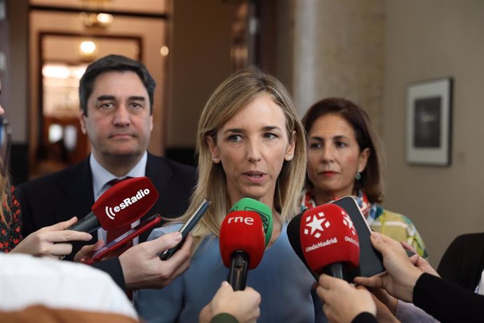 La portavoz del Partido Popular en el Congreso de los Diputados, Cayetana Álvarez de Toledo, atiende a los medios de comunicación tras la reunión de la Junta de Portavoces del Congreso de los Diputados, en Madrid (España) a 4 de febrero de 2020.