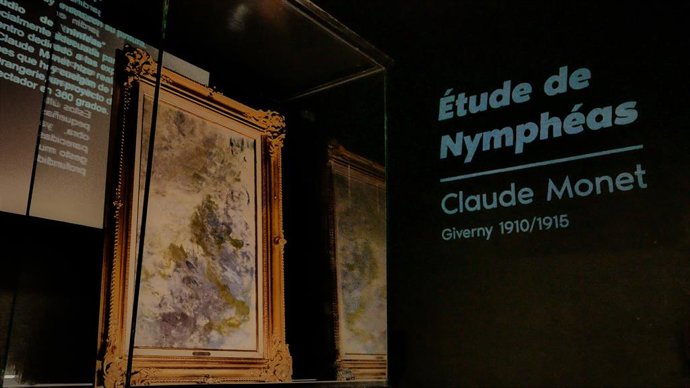 L'obra de Monet 'Étude de nympheas' es podr veure al Centre d'Arts Digitals de Barcelona.