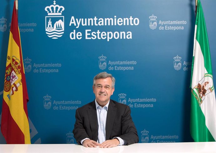 El vicepresidente de la Federación Española de Municipios y Provincias y alcalde de Estepona (Málaga), José María García Urbano.