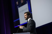 Casado pide formalmente a Sánchez cancelar la cita con Torra, que empaña la imagen de España