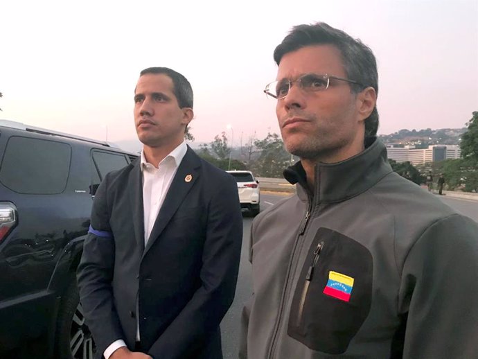 Los opositores venezolanos Juan Guaidó y Leopoldo López