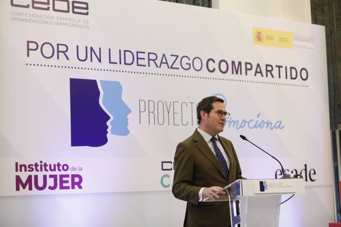 El presidente de la CEOE, Antonio Garamendi, interviene en un acto sobre el proyecto Promociona