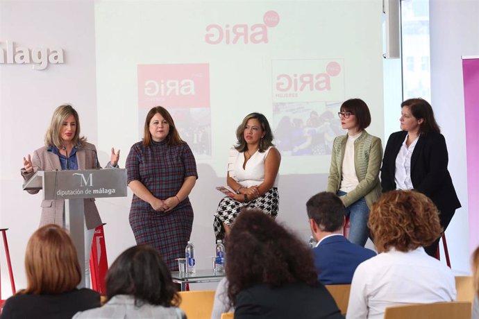 Presentación de Gira Mujeres en la Diputación de Málaga.