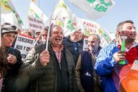 Los agricultores demandan precios justos y bonificaciones de la Seguridad Social para hacer frente a la subida del SMI