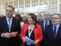 Andalucía pedirá al Gobierno rebajar al 50% la tributación de frutas y hortalizas para paliar la crisis de precios