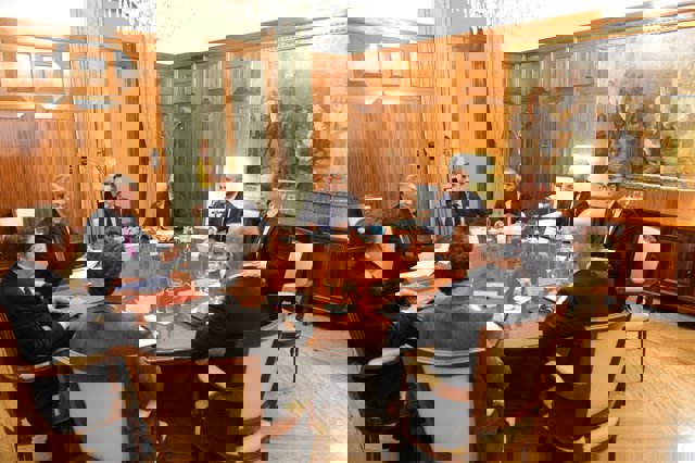 Planas inicia con Carrefour las reuniones con la distribución