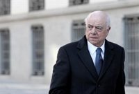 Francisco González dijo ante juez que Solbes le avisó de que Sacyr, con "apoyo del Gobierno", quería hacerse con el BBVA