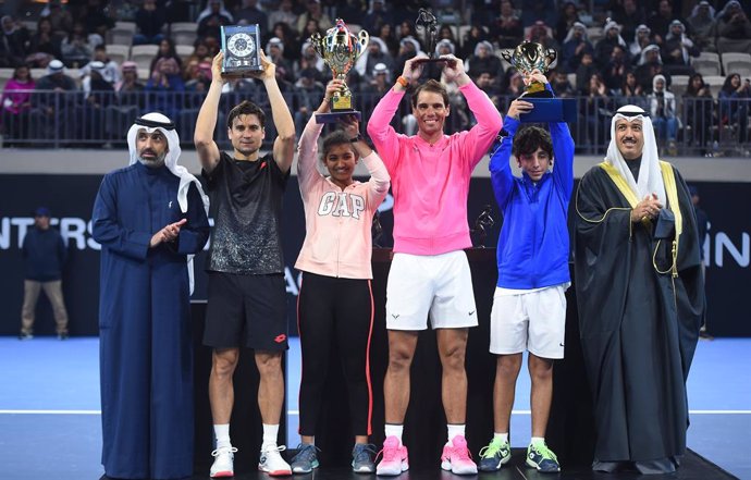 Tenis.- Nadal y Ferrer inauguran la 'Rafa Nadal Academy Kuwait' con un partido d