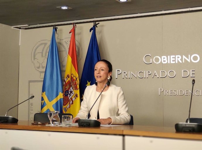 La portavoz del Gobierno asturiano, Meliana Álvarez, en rueda de prensa tras el Consejo de Gobierno.