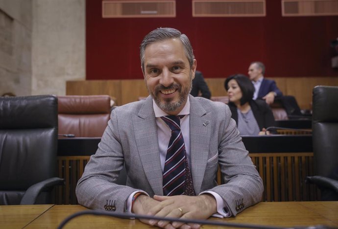 El consejero de Hacienda, Juan Bravo, en el Parlamento de Andalucía