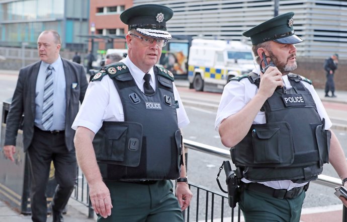 01 July 2019, Northern Ireland, Belfast: New Police Service of Northern Ireland (PSNI) Chief Constable Simon Byrne on a walk about in east Belfast on his first day in office. Photo: Niall Carson/PA Wire/dpa