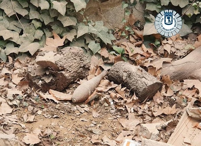 Hallan una granada de la Guerra Civil en la Unidad del Escuadrón de Caballería de la Policía Municipal de Madrid