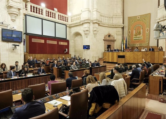El Pleno del Parlamento de Andalucía durante una de las votaciones de la sesión