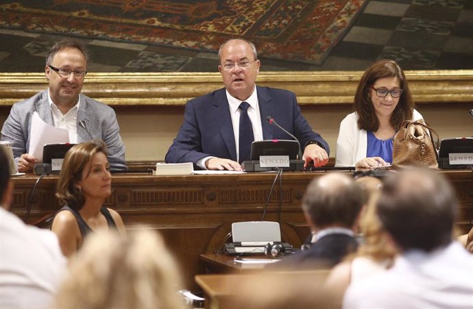 José Antonio Monago llevará la crisis agraria al Pleno del Senado.