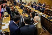 El Parlamento pide que el Gobierno pague a Andalucía los 537 millones del IVA con el rechazo del PSOE-A